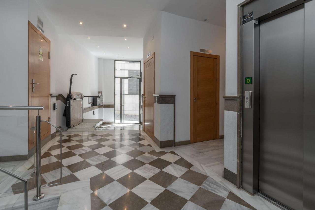 Tuguest Postigo II Catedral Apartment - Free Parking Granada Luaran gambar