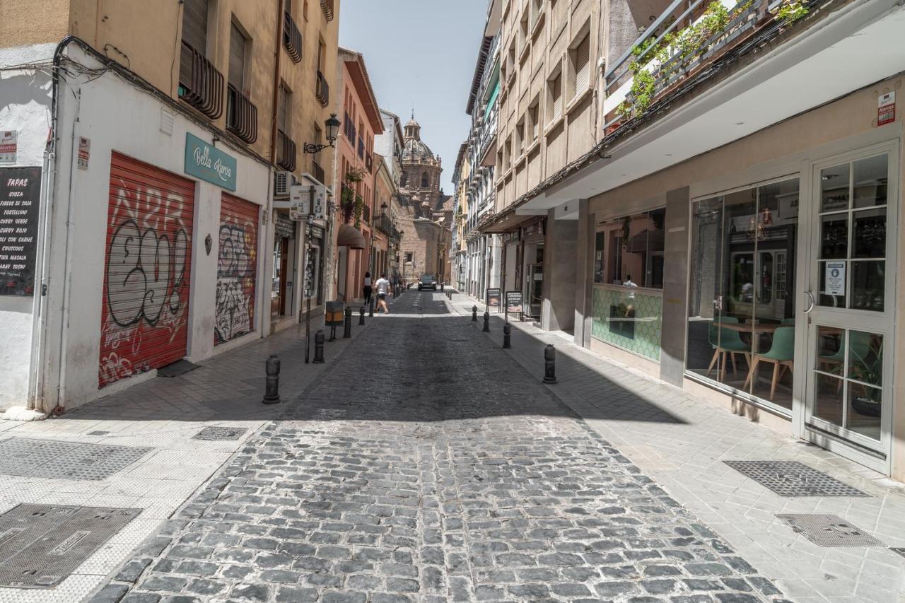 Tuguest Postigo II Catedral Apartment - Free Parking Granada Luaran gambar